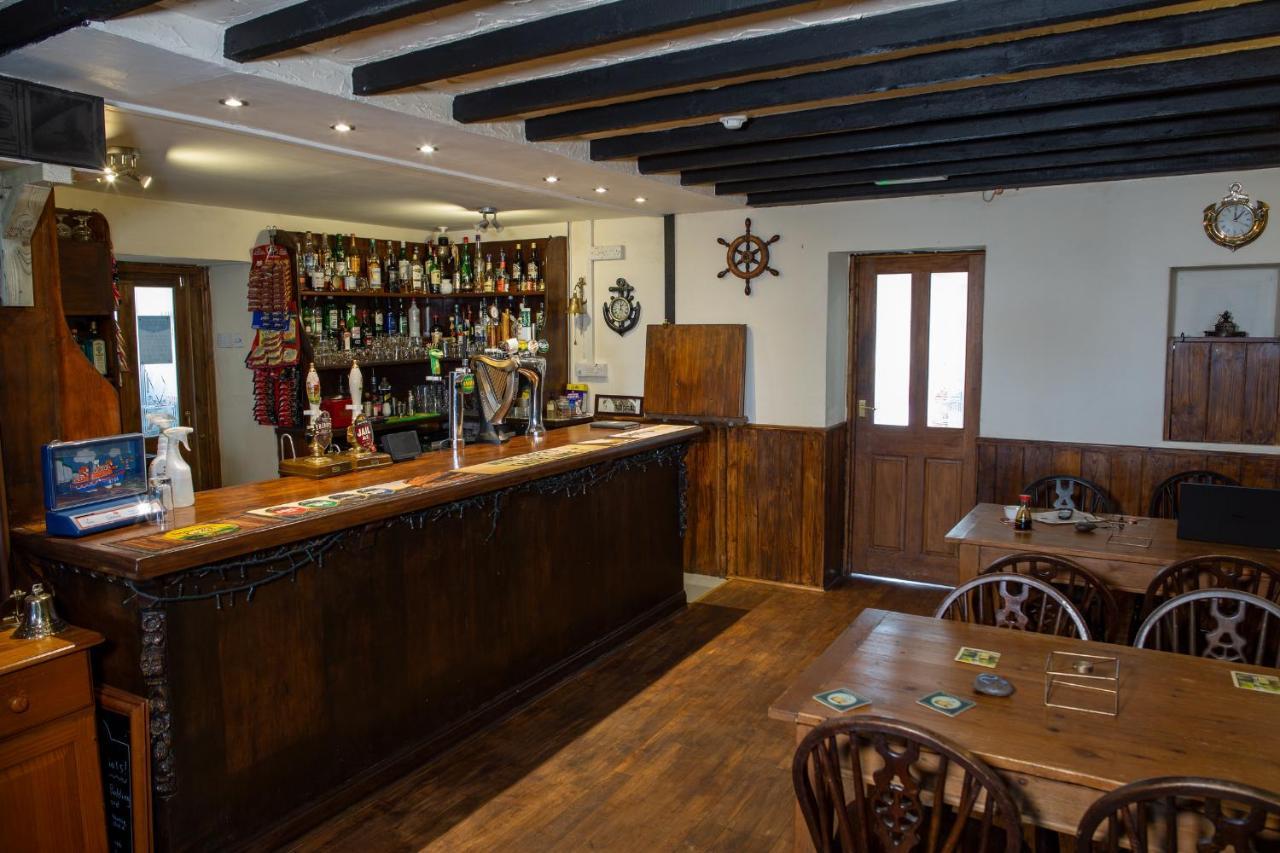 The Anchor Inn Hartland Dış mekan fotoğraf